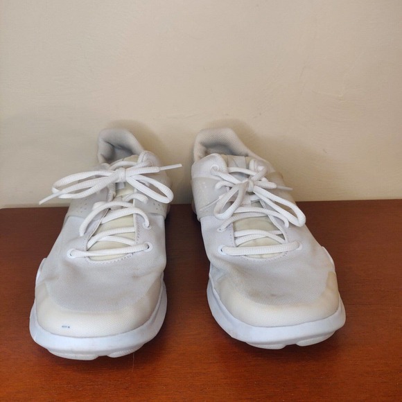 Nike Arrowz Men\'s Sneakers White Lace Up Size 11.5 Running Activewear. main image 5